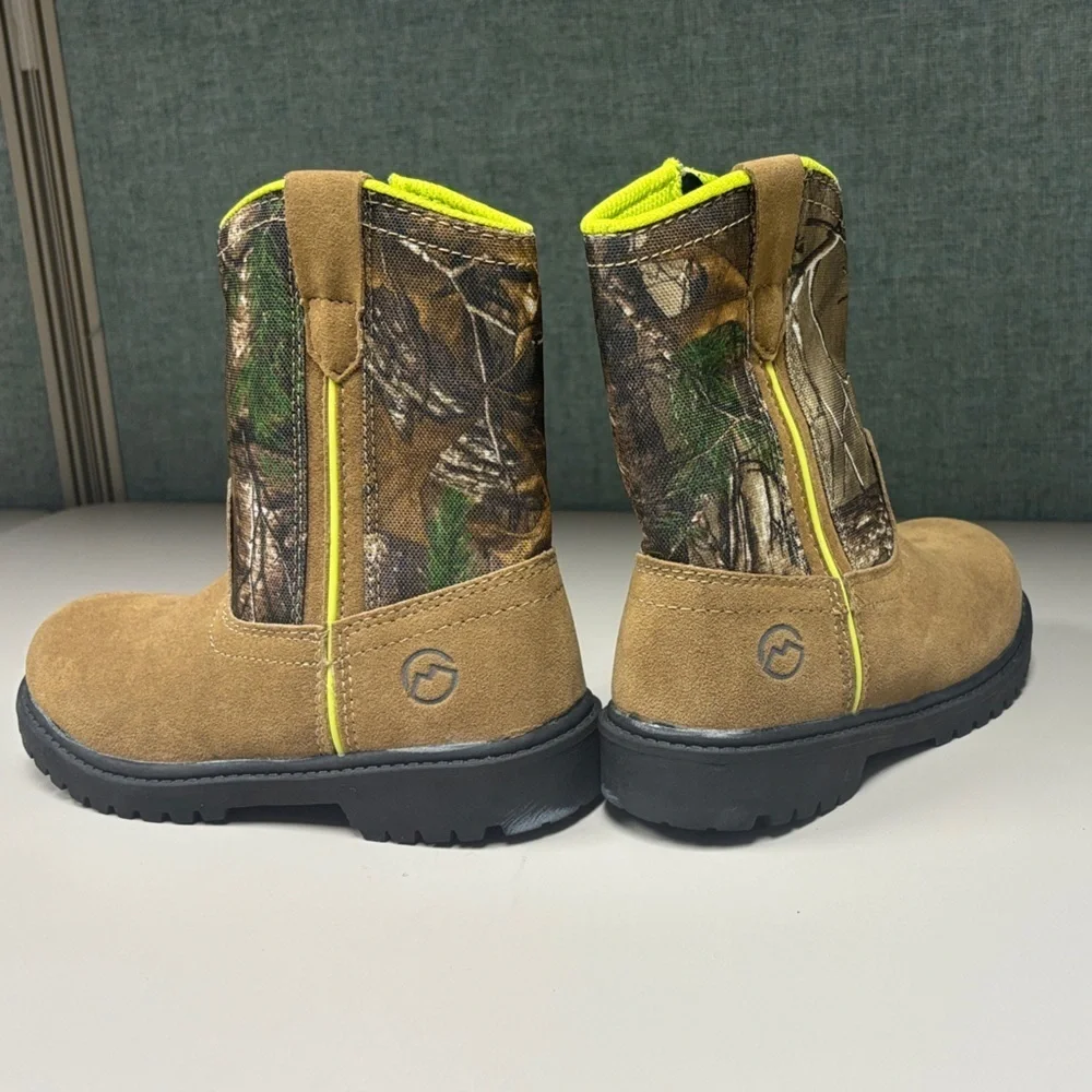Magellan Outdoors Kids Camo Boots - Brown and Green